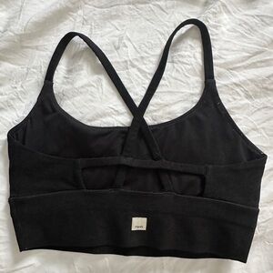 Vuori Long Line Black Sports Bra Size Medium